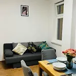 Modern Apartment In Old Town Prague