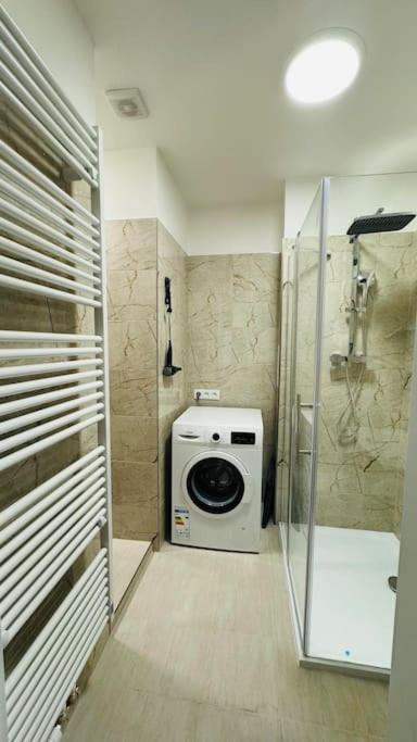 Modern In Old Town Apartment