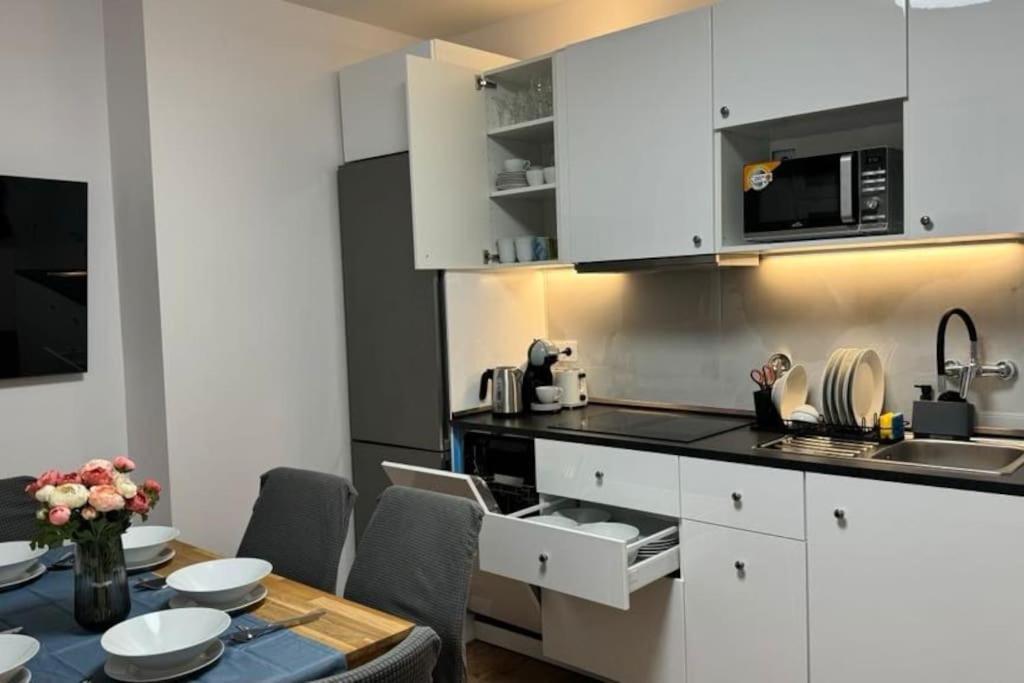 Appartement Modern In Old Town *